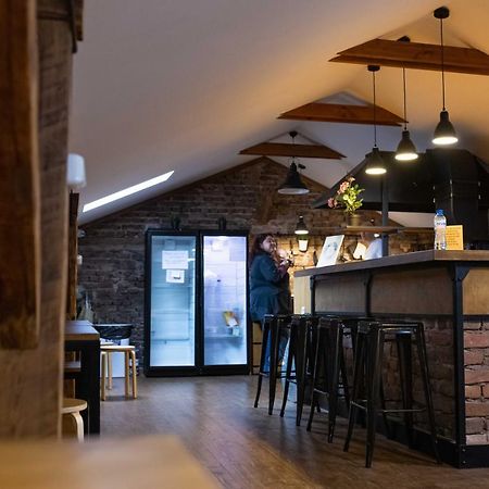A16 Hostel Burgas City Eksteriør billede